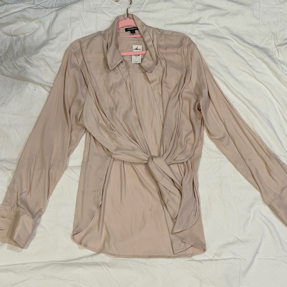 Express Women's Blouse in Light Pink
